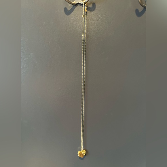 Madewell Carved Heart Locket Pendant Necklace in Vintage Gold - Picture 3 of 7